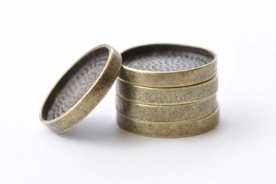 10 pcs Antique Bronze Dotted Pendant Tray Bezel Base Settings Match 25mm Cabochon A8537