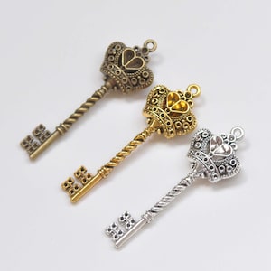 Antik Bronze/Silber/Gold Gedreht Krone Schlüssel Charms 20x61mm