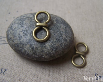 20 pcs of Antique Bronze Figure 8 Connector Charms 9x19mm A4760