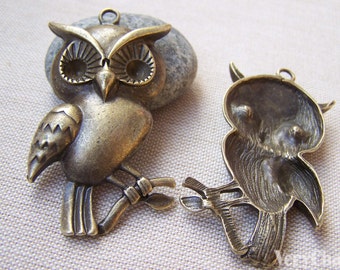 4 pcs of Antique Bronze Lovely Owl Charms Pendants 30x57mm A133