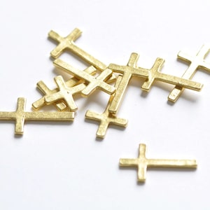 30 pcs Shiny Gold Blank Cross Embellishment Stamping No Loop 14x25mm A7971