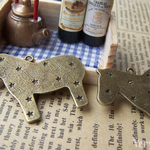 Verkauf 10 Stück antike Bronze Stern Pferd Anhänger Charms 34x42mm A460