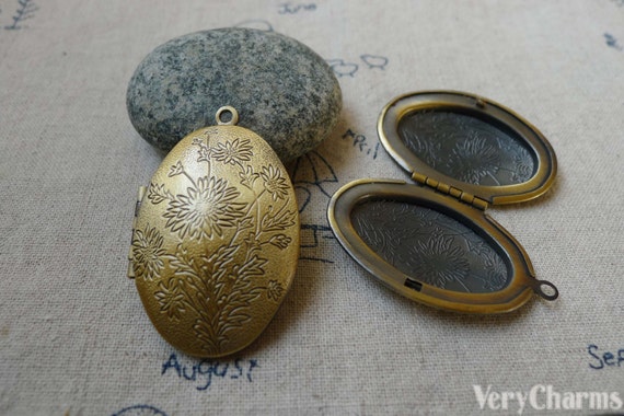 Ciondoli Ovali Vintage In Vetro Con Supporto Ottone – 10x14 Mm – Fioreale – Set Da 6 Pezzi