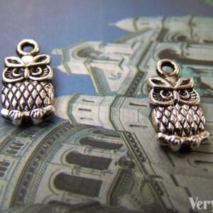 20 pcs of Tibetan Silver Antique Silver Lovely Owl Charms Double Sided 7x15mm A1835 image 2