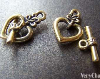 20 sets of Antique Gold Heart Toggle Clasps 13x20mm A1254