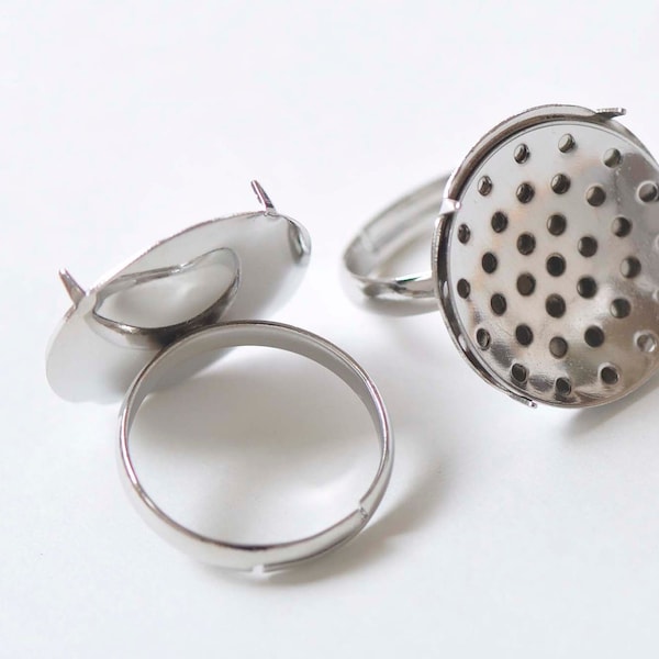 10 pcs Platinum Silvery Gray Adjustable Prong Ring Blank Bases with 20mm Perforated Sieve Bezel A4932