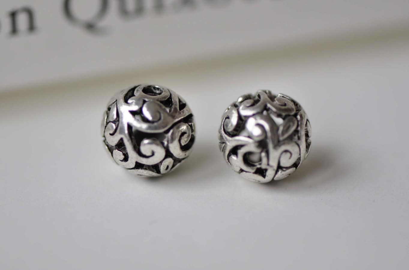 10 pcs Antique Silver 3D Filigree Flower Ball Beads 8mm A6400