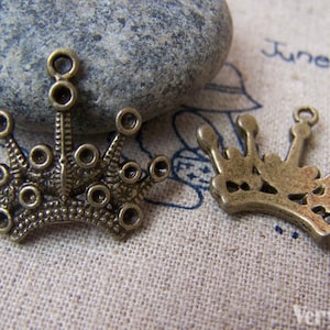 20 pcs of Antique Bronze Half Crown Charms  14x24mm A3459