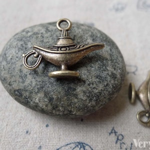 20 Stück antike Bronze Lampe Charms 18x22mm A6787