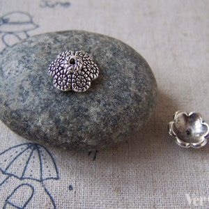 50 pcs of Antique Silver Textured Coil Flower Bead Caps Findings 4x11mm A5389