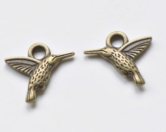 Antique Bronze Hummingbird Bird Charms 15x19mm Set of 20 A8399