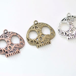 Antique Bronze/Copper/Silver Filigree Skull Charms 27mm