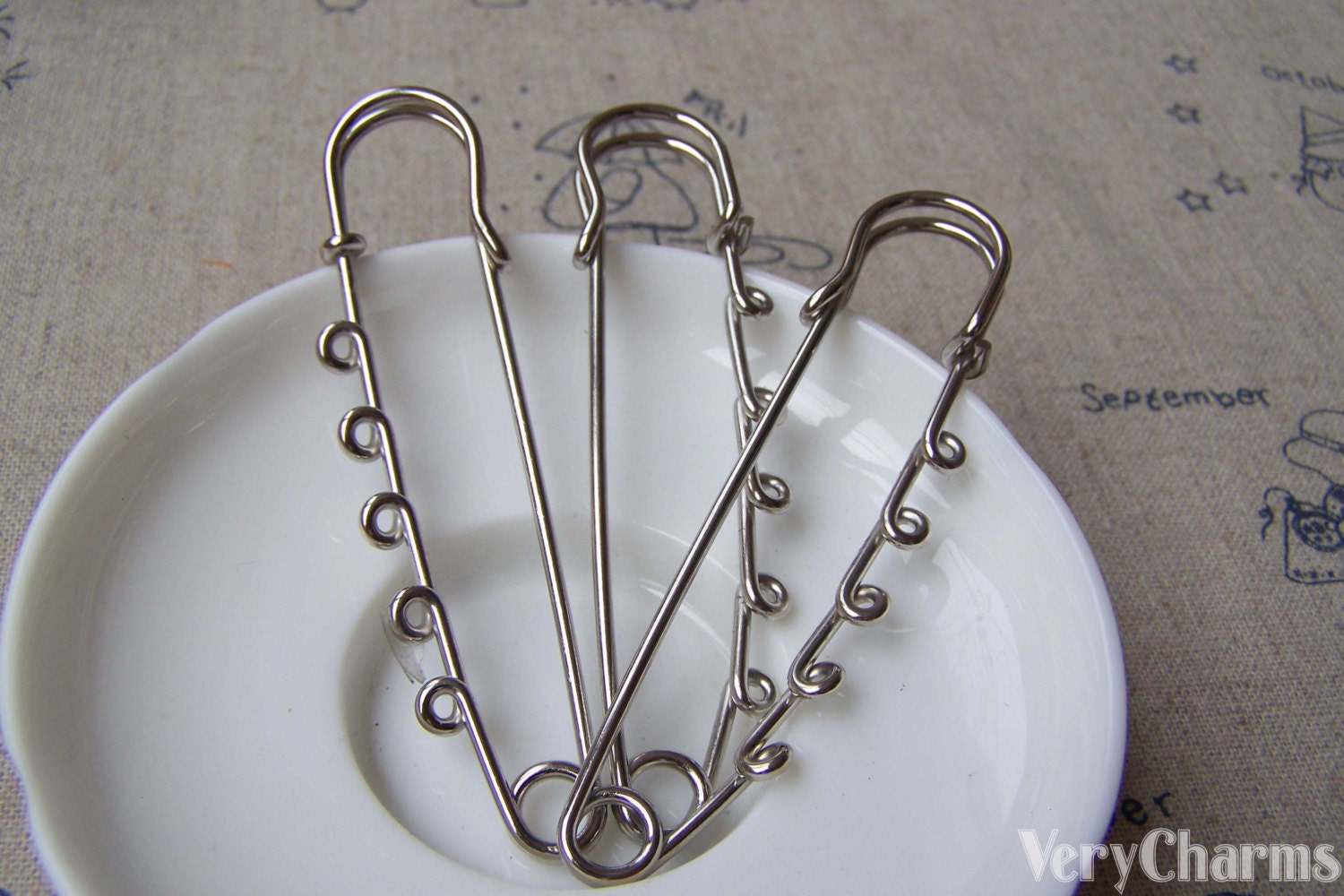 10 pcs Silver Five Loops Kilt Safety Pins Broochs 17x75mm A3880 – VeryCharms