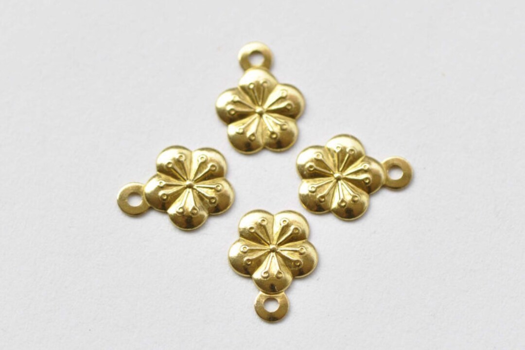 50 Pcs Raw Brass Plum Flower Stamping Embellishments 7mm A8746 Etsy
