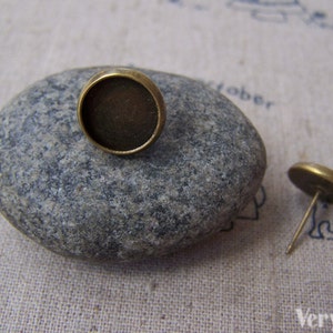 10 pcs of Antique Bronze Bezel 10mm Ear Stud Earring Posts A5030