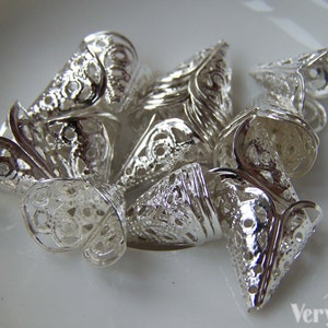 100 pcs of Silver Tone Iron Filigree Cone Bead Caps 16x16mm A3683
