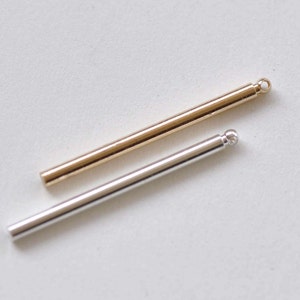 Argent brillant/Plaqué or 24 carats Barre ronde pendentifs 30 mm, calibre 12, lot de 10