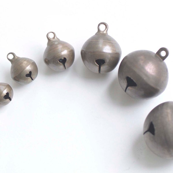 Antique Bronze Jingle Bells Dog Pet Charms Drops Pendants 6mm/8mm/10mm/12mm/14mm/16mm