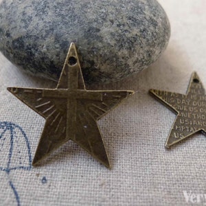 20 Stück antike Bronze Kreuz Stern Charms 23x23mm A6297
