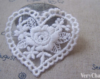 10 pcs of Lovely White Filigree Floral Heart Cotton Lace Doily 50x55mm A4840