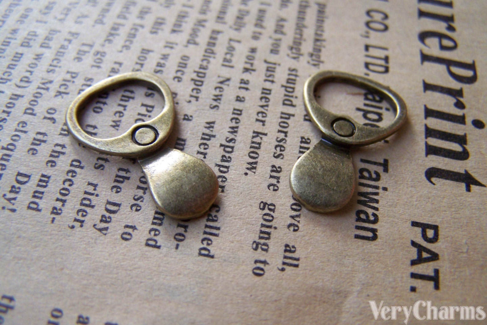10 Pcs of Antique Bronze Drink Can Ring Pull Charms 14x23mm Etsy