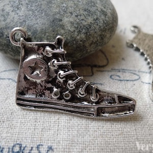 10 pcs of Tibetan Silver Antique Silver Sneaker Shoes Charms 20x32mm A4769