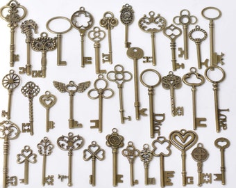 Antiek bronzen grote locomotief hangers collectie gemengde stijl set van 36 A8786