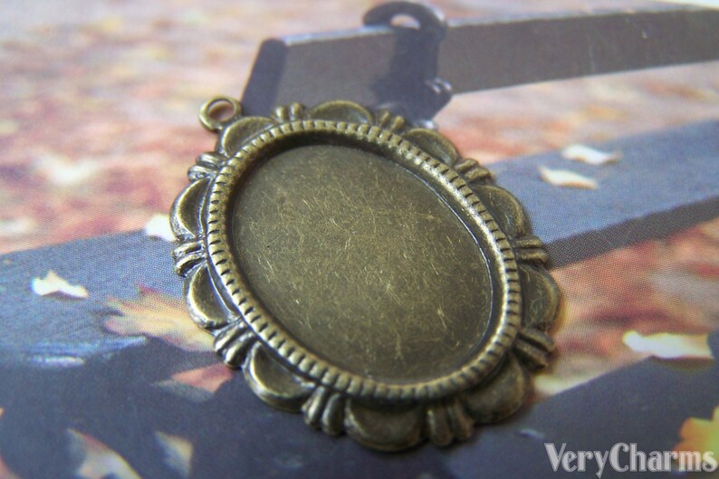 10 pcs of Antique Bronze Lovely Oval Base Settings Match 13x18mm Cabochon A3965