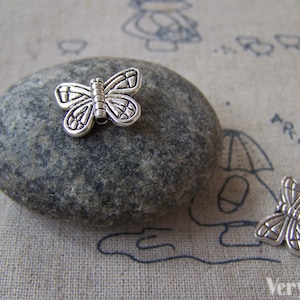 30 pcs Antique Silver Butterfly Beads 11x15mm A5329