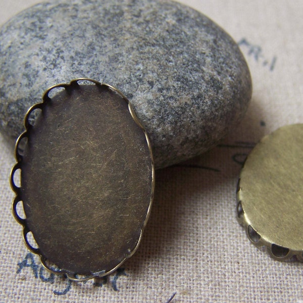 Oval Settings Antique Bronze Pendant Tray Blank Stamping Match 13x18mm/18x25mm Cabochon Set of 10