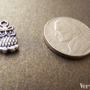 20 pcs of Tibetan Silver Antique Silver Lovely Owl Charms Double Sided 7x15mm A1835 image 3