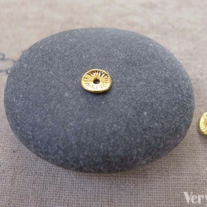 200 pcs of Gold Tone Curved Round Potato Chip Spacer Disc Beads Charms 5x6mm A7435