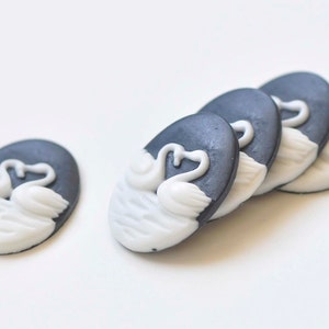 10 pcs Resin Oval White Swan On Black Cameo Cabochon 18x25mm A8411