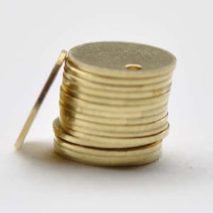 100 pcs of Raw Brass Flat Round Blank Disc Thick Charms 8mm A8560