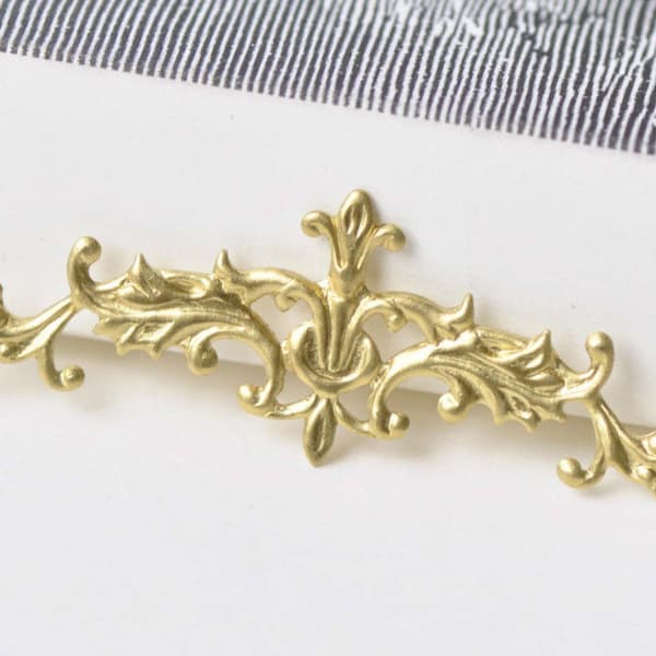 20 pcs Raw Brass Long Vine Branch Stamping Embellishments 10x52mm A8567