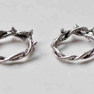 20 pcs Antique Silver Vine Leaf Ring Round Charms 21mm A8916