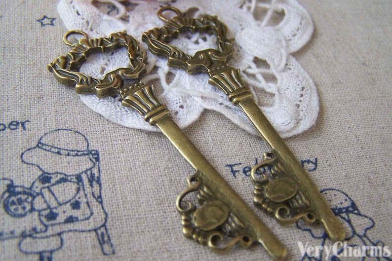 Filigree Key 5 Pcs of Antique Bronze Huge Filigree Key Pendant 22x73mm A564 - Etsy