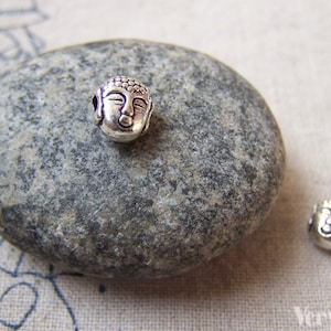 20 pcs of Antique Silver Buddha Head Beads Charms 7mm A5723