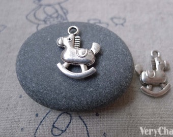 ブロカント ロッキングホース アンティーク シルバー ロッキング ホース チャーム 14 x 18 mm 両面