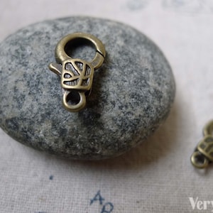 10 pcs Antiqued Bronze Textured Lobster Clasps 9x17mm A6128