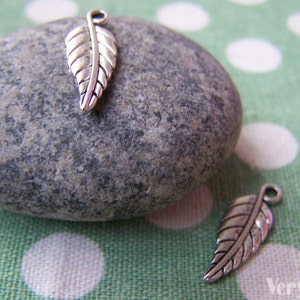 50 pcs of Antique Silver Leaf Charms 7x16mm A1086