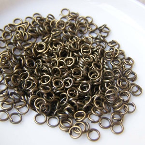 500 pcs of Antique Bronze Jump Rings 4mm 22gauge A1727