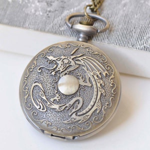 Antique Bronze Large Round Pocket Watch Pendant Set of 1 A4634
