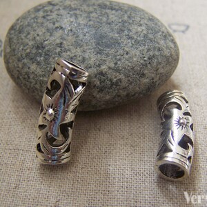10 pcs Antique Silver Filigree Flower Curved Tube Connectors 7x20mm A2202