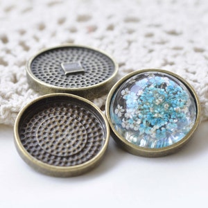 10 pcs Antique Bronze Dotted Pendant Tray Bezel Base Settings Match 25mm Cabochon A8537 image 4