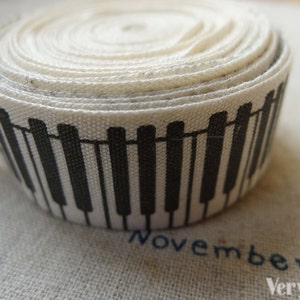 5.46 Yards (5 meters) Musical Keyboard Piano Print Cotton Ribbon Label String A2989