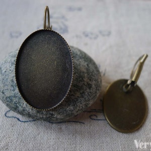 Oval Cabochon Earring Setting Antique Bronze French Earwire Match 18x25mm Cabochon Set of 10 A5358