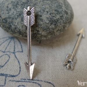 50 Stück Antik Silberpfeil Charms 6x30mm A5940