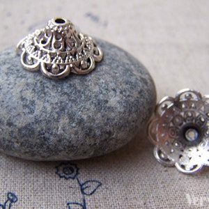 20 pcs of Antique Silver Flower Spacer Bead Caps 8x18mm A1133