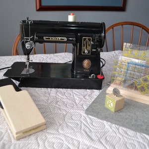 SALE - Singer Non Skid Foot Pedal Pad/Rest for Vintage Featherweight 221, 222 and 301 and 401 models - BEST SELLER
